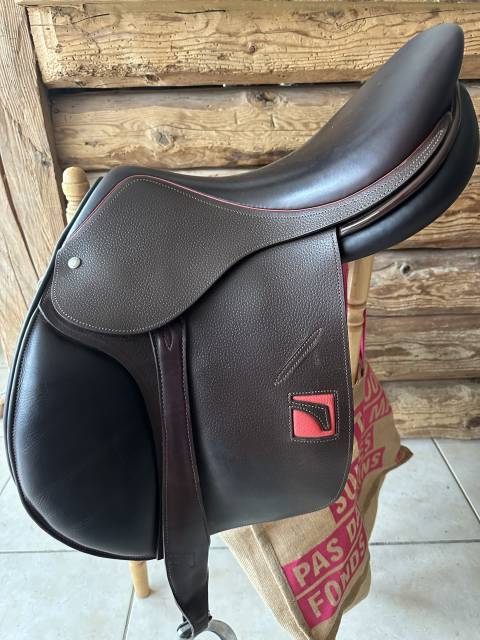 Selle casi neuve 
