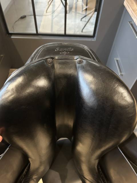 Selle dressage cuir noir Bliss of London