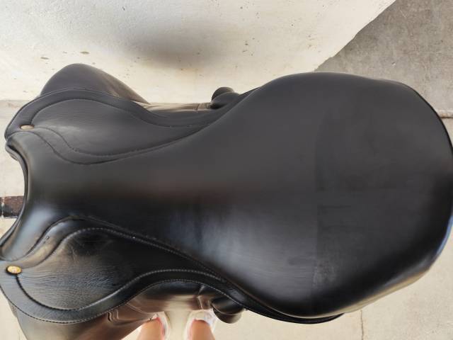 Selle dressage 17 