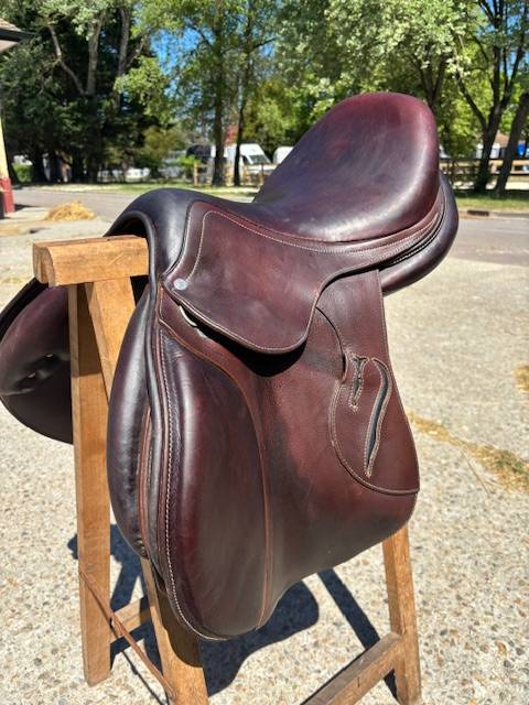 Selle ANTARES 01/2023