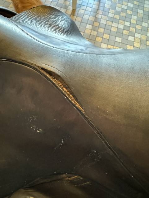 Selle dressage zaldi 17’´