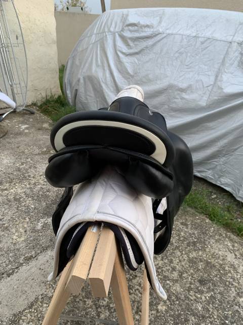 Selle de dressage K DENCE prestige Italia 17 pouces