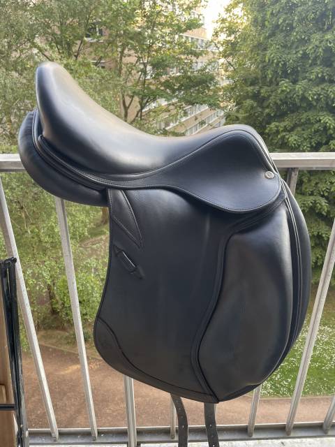 Selle dressage CWD