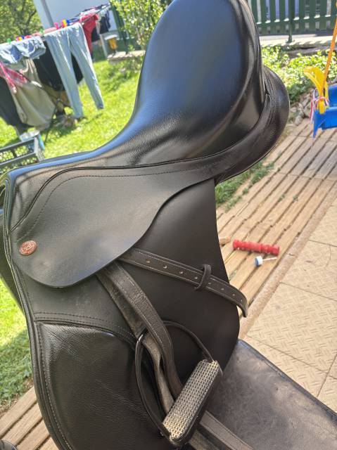 Selle Kent and master en 17,5