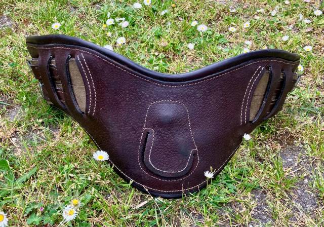 Selle Childeric monoquartier taille 18