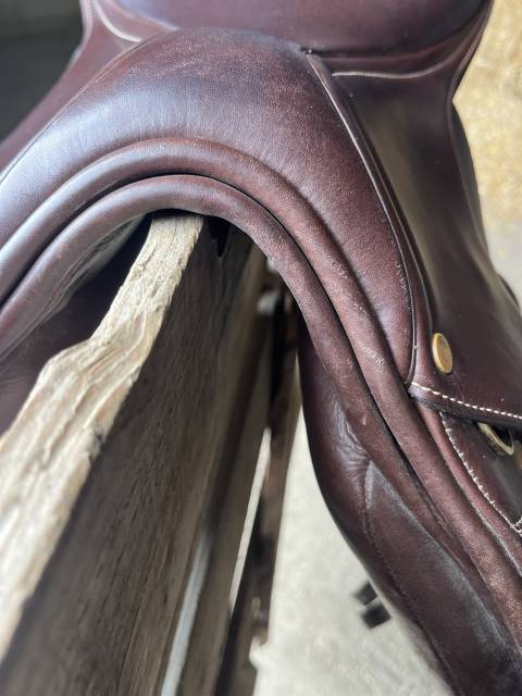 Selle &Eacute;ric Thomas Fitter