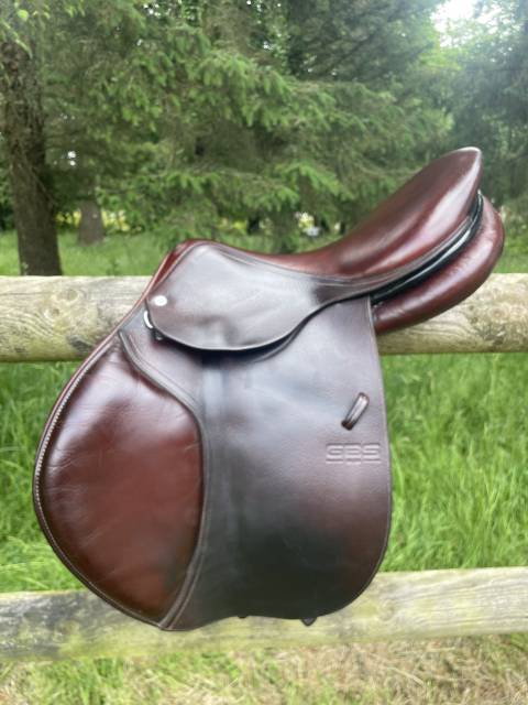 Magnifique selle Gbs
