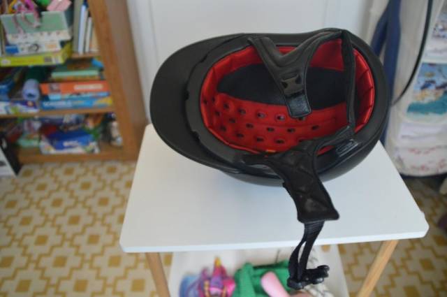 Bombe casque équitation Fouganza 56