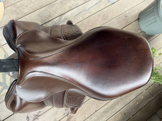 Selle Rebelle Sellier monoquartier 17,5” + accessoires