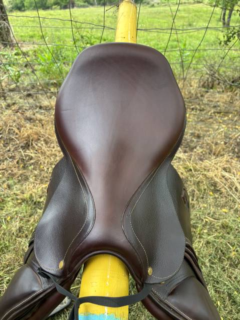 selle mixte 17 pouces Darrose 