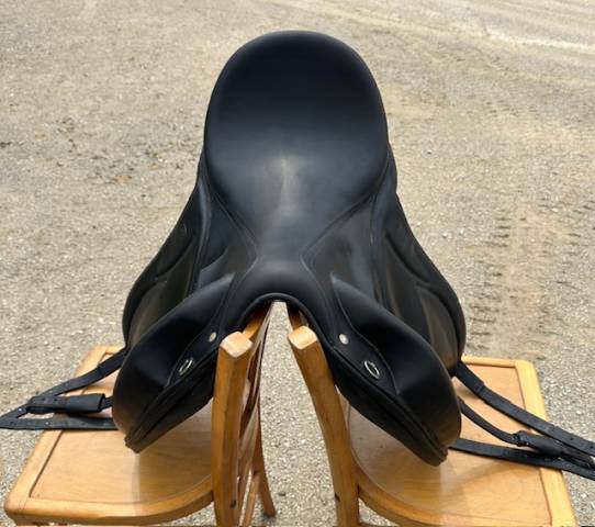 Selle Dressage Mendia Devoucoux