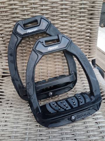 Étriers Flex on  Safe jump noirs