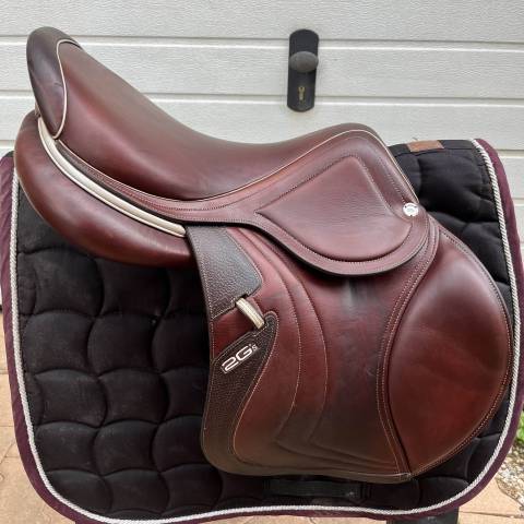 Selle CWD mademoiselle 17"