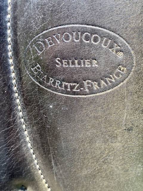 Selle dressage devoucoux 