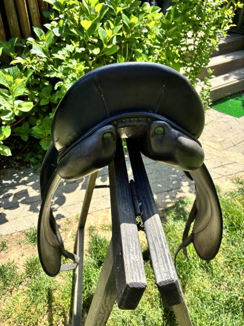 Selle dressage devoucoux 