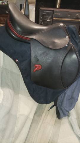 Selle Privilège Équitation Bordeaux 17" noire