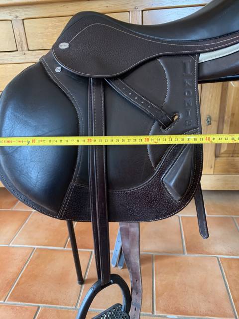 Selle Ikonic évolution cross monoquartier 17,5