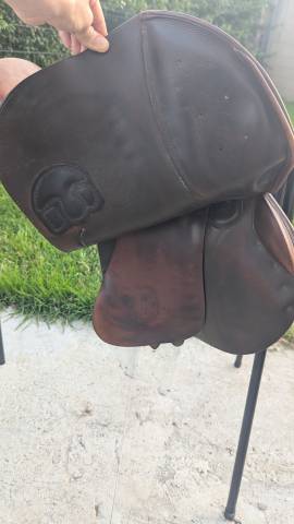 Selle Delgrange CSO taille 17