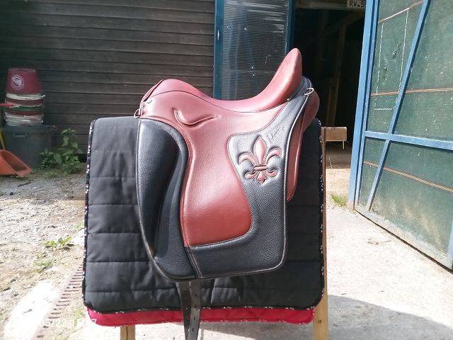 Selle de Dressage Ludomar Geminis
