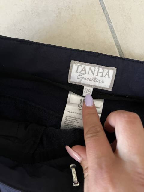 Pantalon Tahna taille 38 neuf 