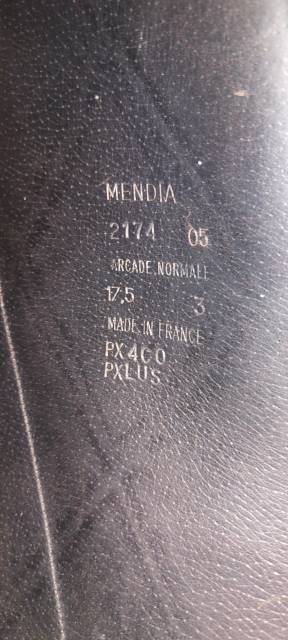 Superbe selle de dressage devoucoux