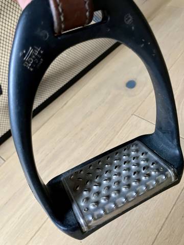 Selle Butet 17 pouces 