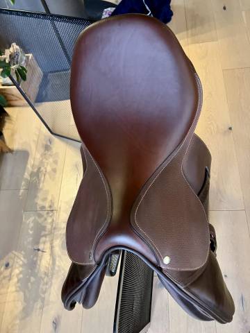 Selle Butet 17 pouces 