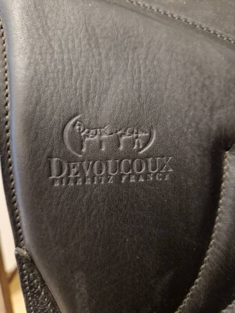 Selle dressage  makila lab Devoucoux