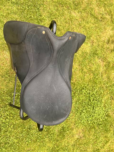 Wintec pro dressage 17,5