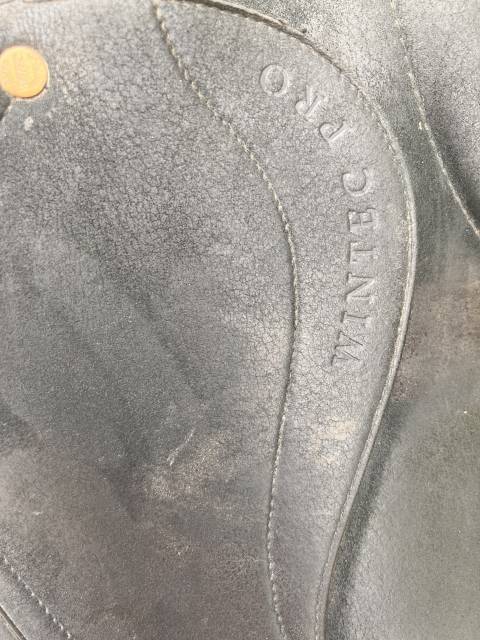 Wintec pro dressage 17,5