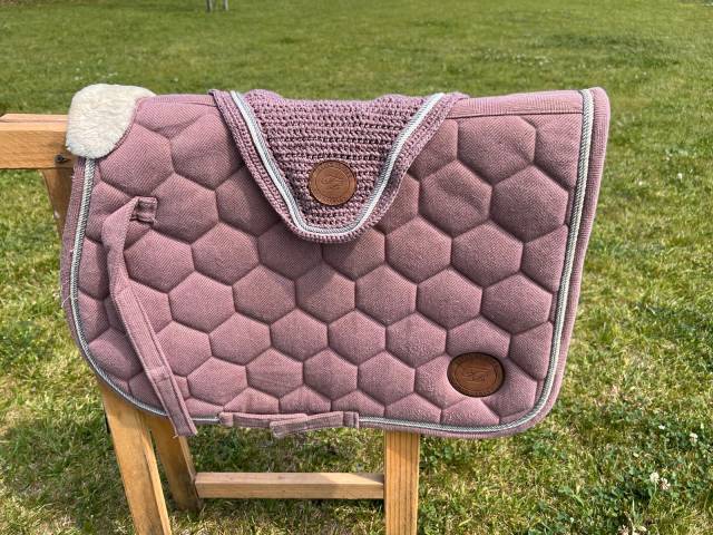 Tapis CSO Félix Bühler rose + bonnet