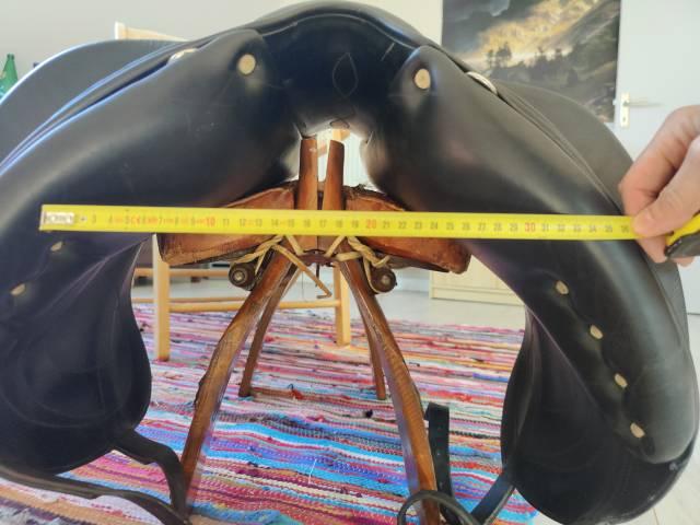 Selle de dressage Antares 17' 