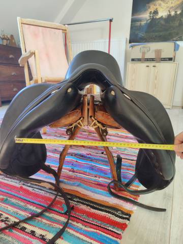 Selle de dressage Antares 17' 