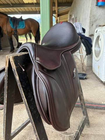 Selle équipe EK-GO carbone 