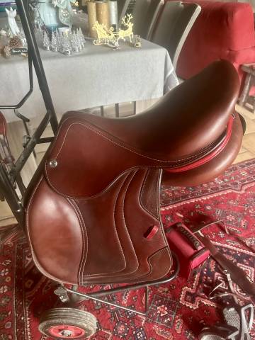 Selle CWD SEO3 17 pouces