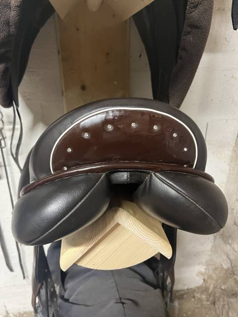 Selle dressage custom saddlery