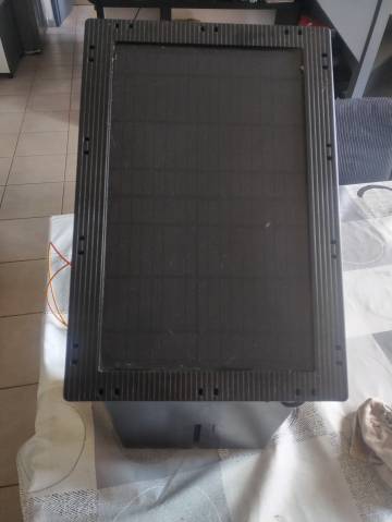 Poste de clôture électrique 