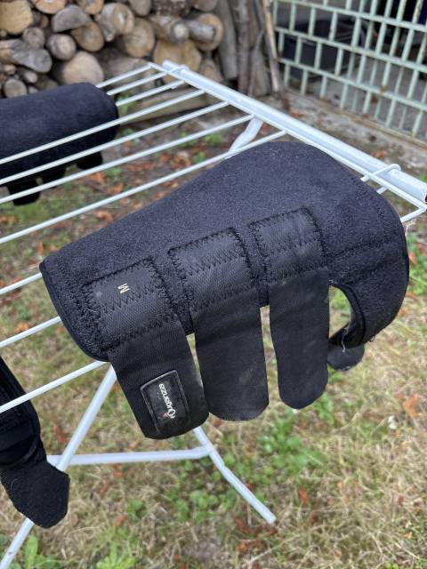 Guêtres cheval complètes antérieurs 