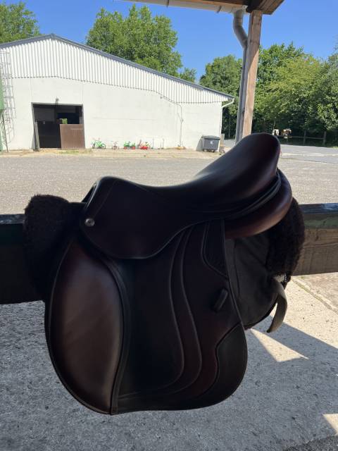 Selle CWD SE03 17” – CC 2L – État excellent