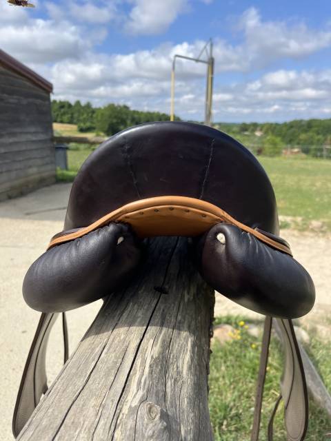 Selle de dressage Parvins 