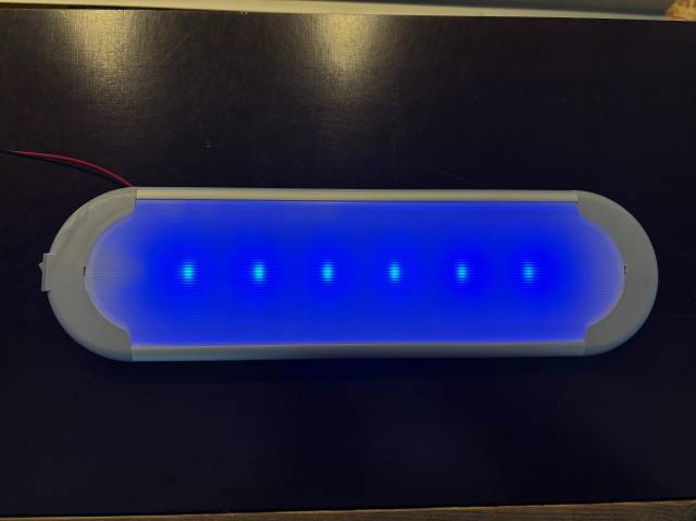 Plafonnier led blanc et bleu pour camion chevaux - 12v
