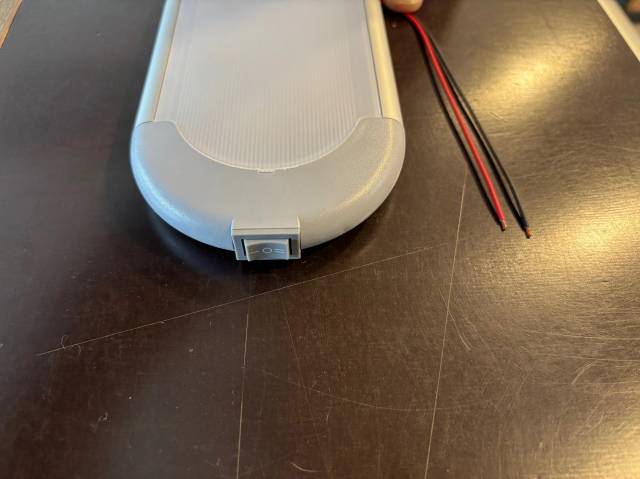 Plafonnier led blanc et bleu pour camion chevaux - 12v