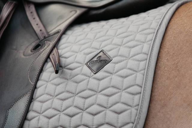 Tapis de selle classique dressage - Kentucky