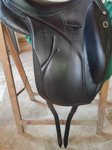 Selle dressage devoucoux Makila lab