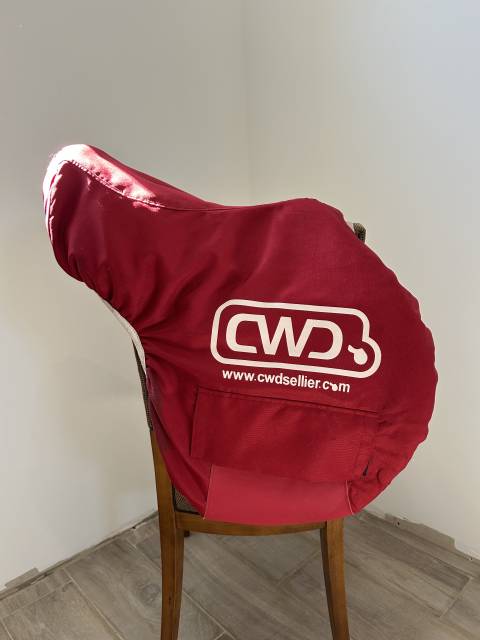 Selle CWD en parfait état 