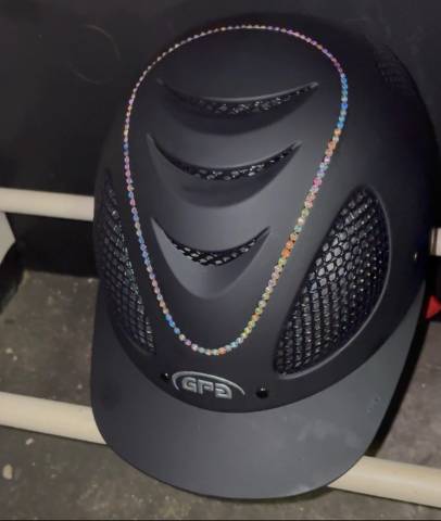 Bombe GPA personnalisée strass – État impeccable