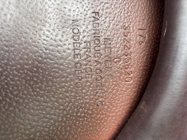 Selle Meyer modèle Marianne taille 17,5 année 2023