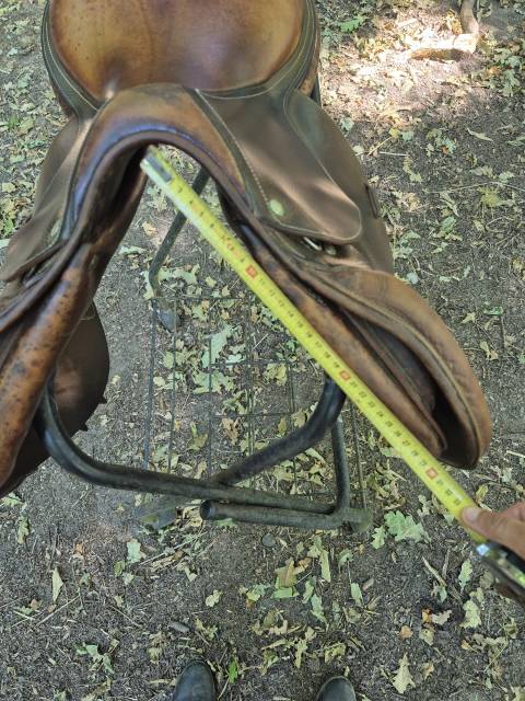 Selle mixte Devoucoux 17,5 pouces