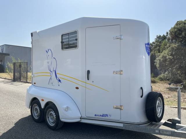 VAN BARBOT 