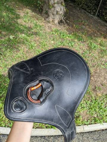 Bavette cuir noir grainé Luxe TdeT 115cm